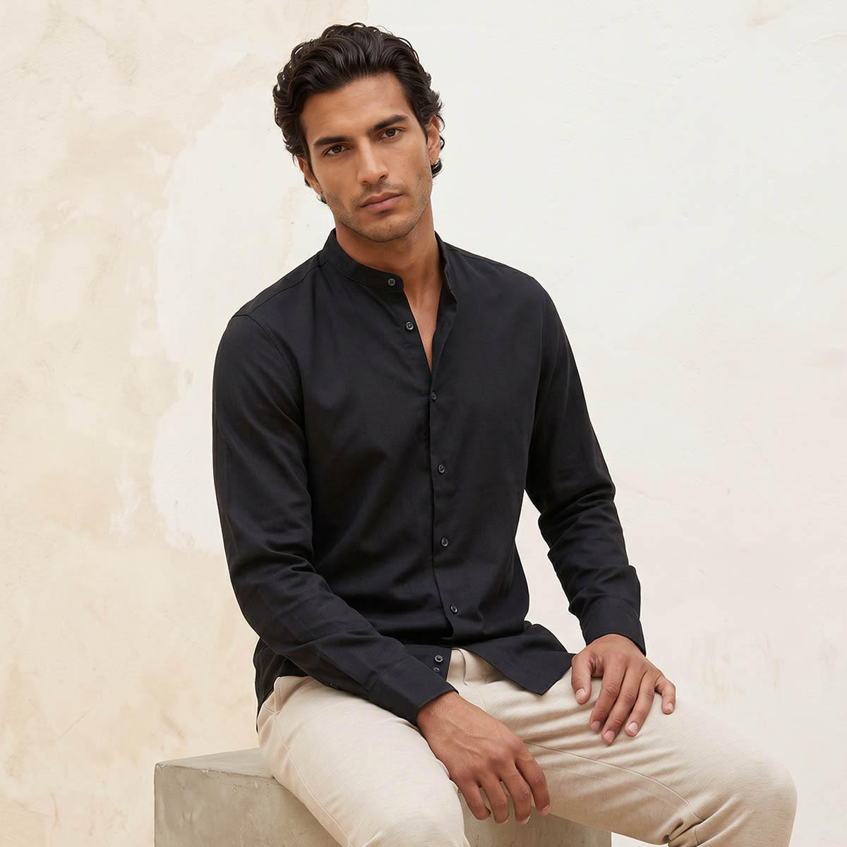 قميص بارز الملمس بقصّة عادية من سبلاش سمارت-men-clothing-shirts-image-1