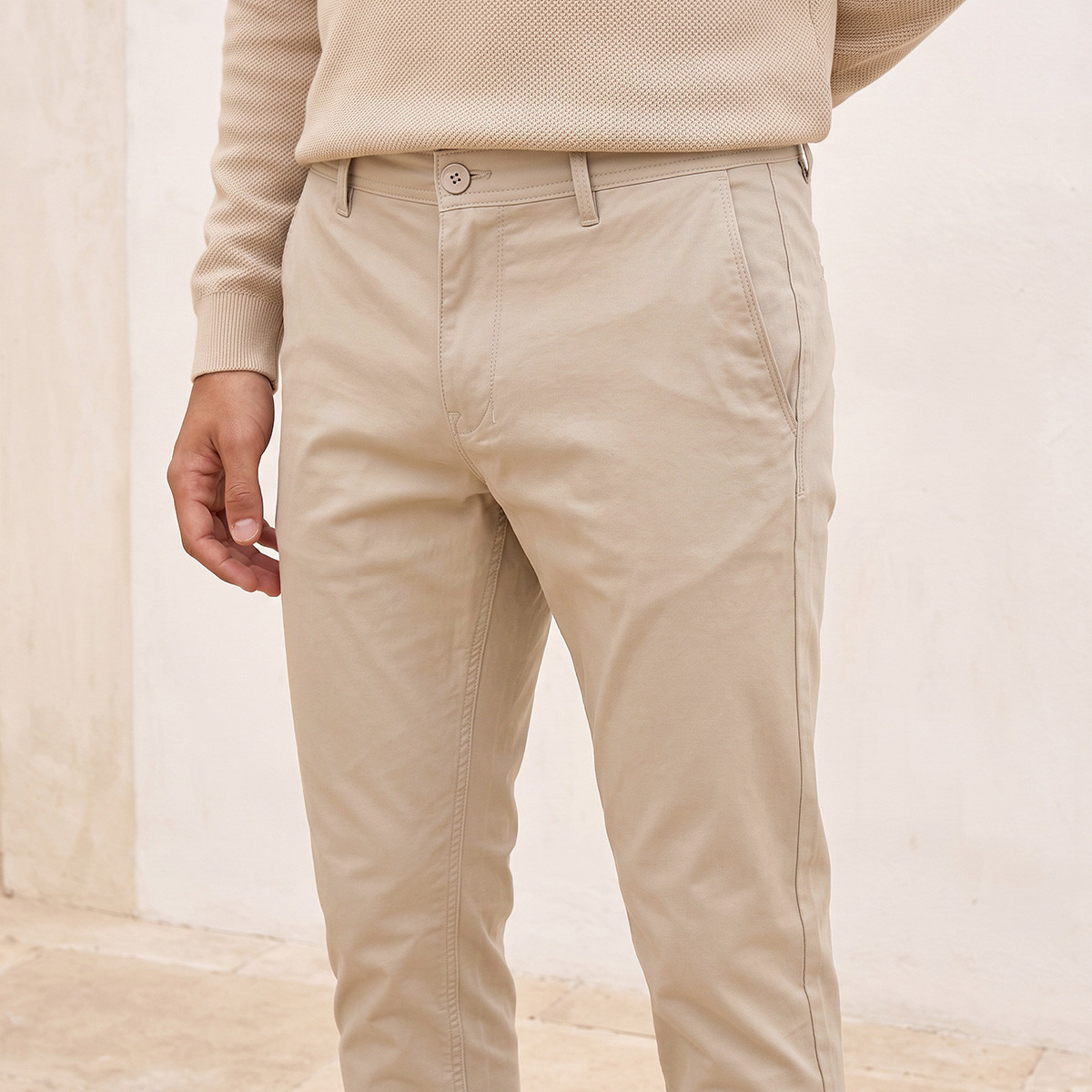 بنطلون تشينو بقصة ضيقة سليم من سبلاش سمارت-men-clothing-bottoms-trousersandchinos-chinos-image-4