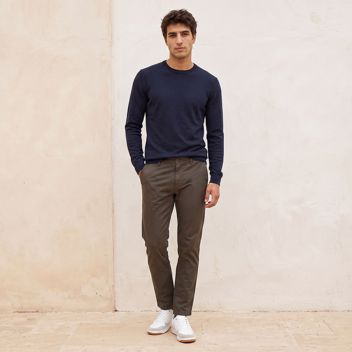 بنطلون تشينو بقصة ضيقة سليم من سبلاش سمارت-men-clothing-bottoms-trousersandchinos-chinos-image-2
