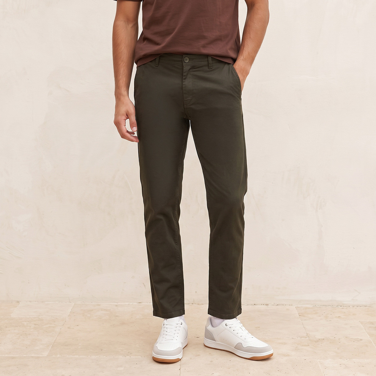 بنطلون تشينو بقصة ضيقة سليم من سبلاش سمارت-men-clothing-bottoms-trousersandchinos-chinos-image-1