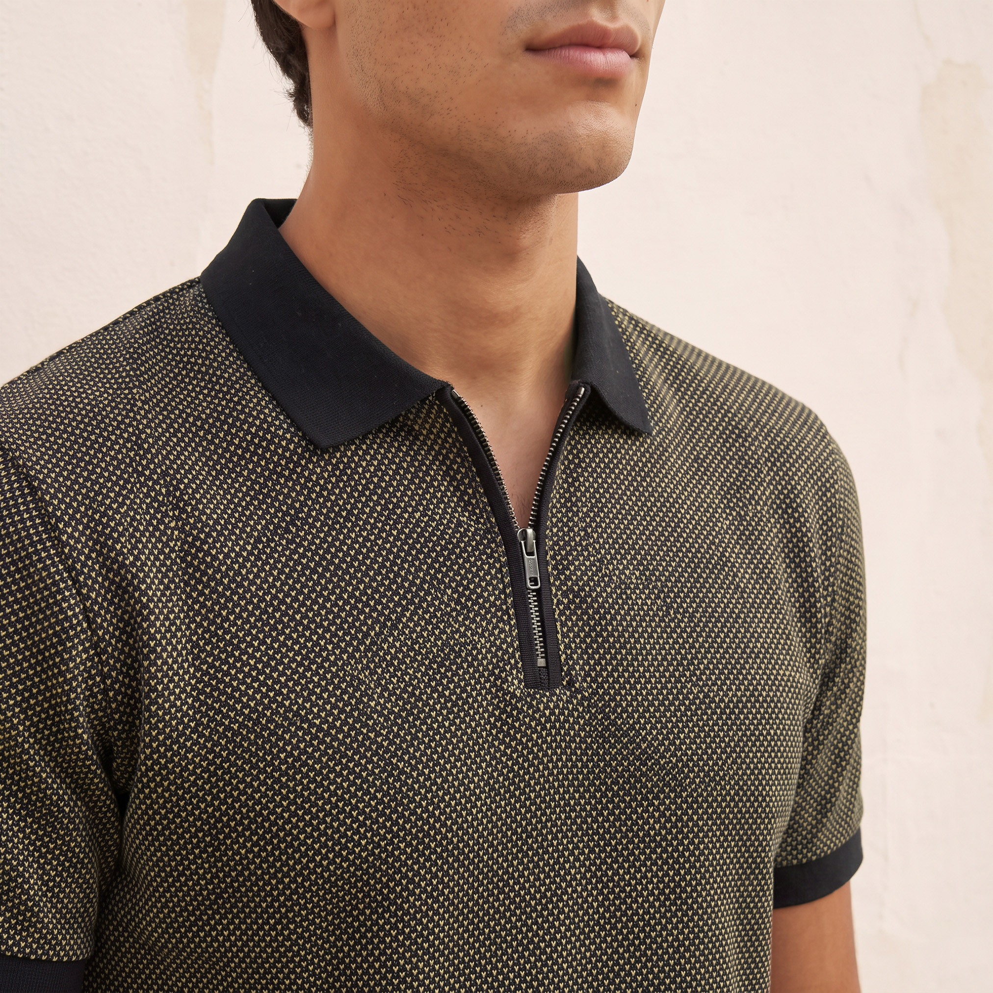 تيشيرت بولو بطبعات هندسية وأكمام قصيرة من سبلاش سمارت-men-clothing-tshirtsandpolos-polos-image-4