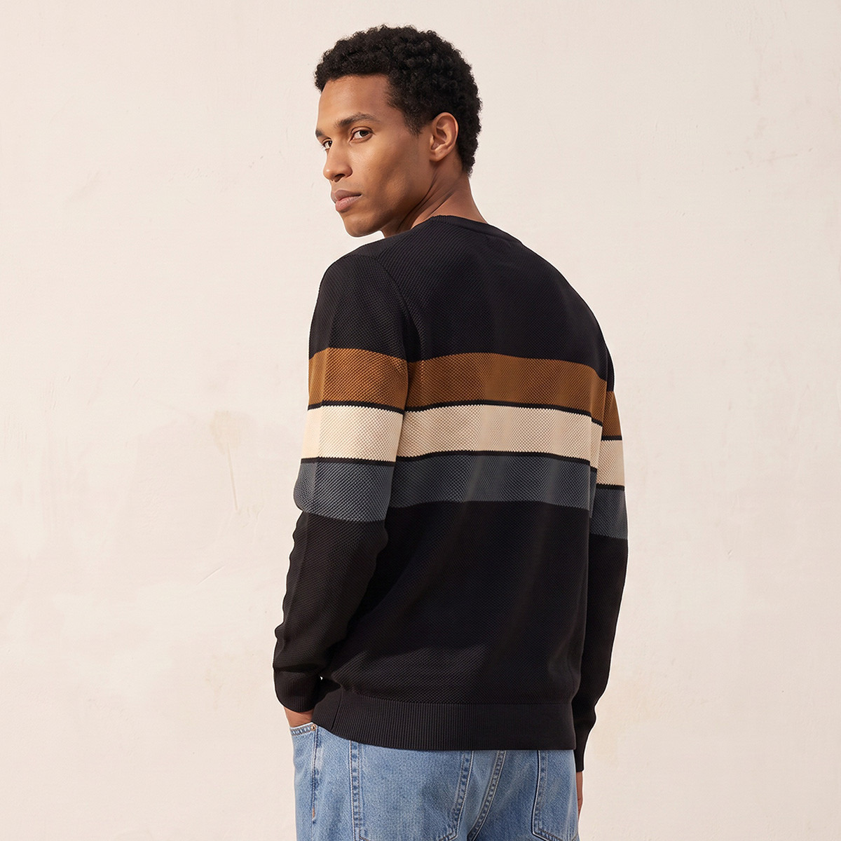 كنزة مخططة بياقة ضيقة من سبلاش سمارت-men-clothing-sweatersandpullovers-image-3