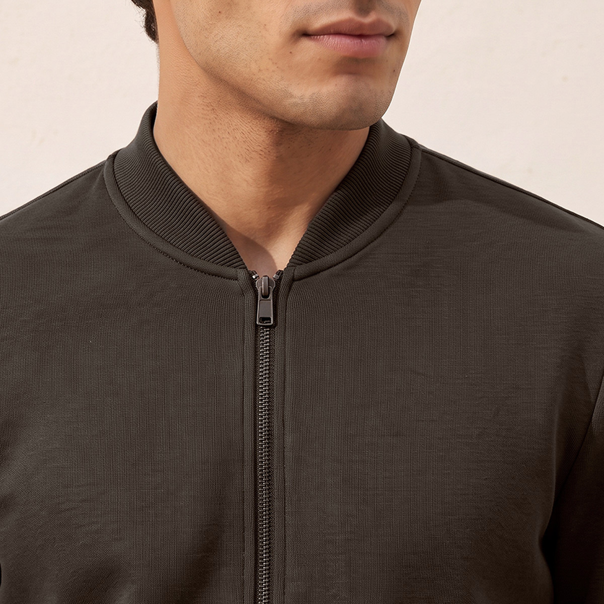 جاكيت بومبر بياقة واقفة من سبلاش سمارت-men-clothing-jacketsandblazers-jackets-image-6