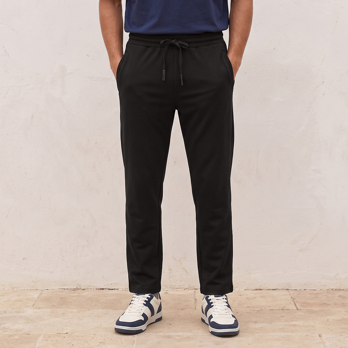بنطلون بقصة واسعة من بانجولين لوف-men-clothing-bottoms-joggers-image-1