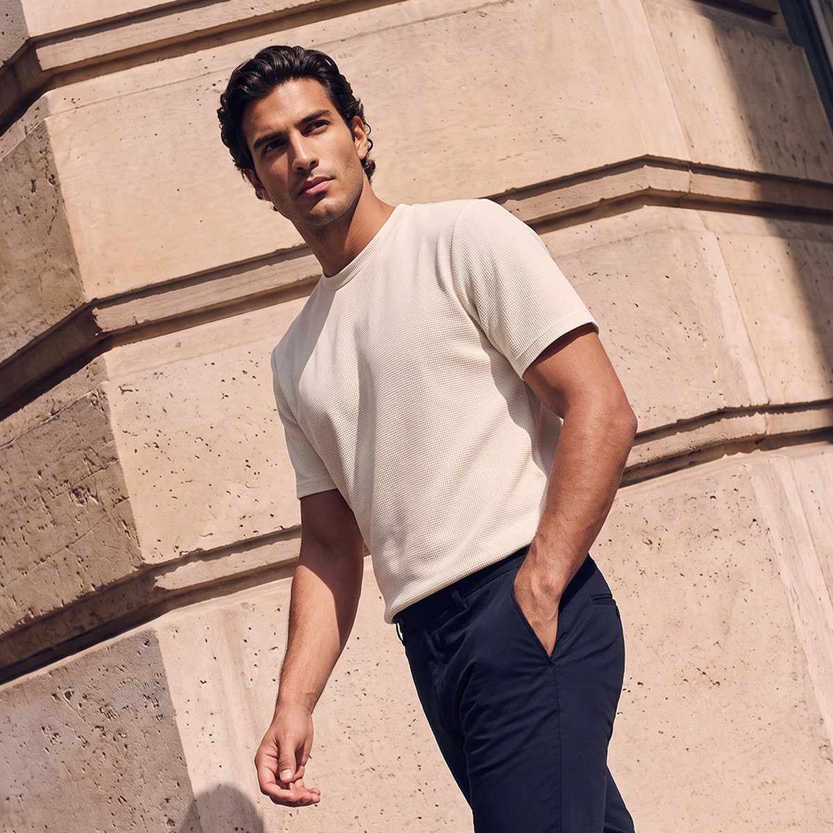 تيشيرت بارز الملمس بياقة دائرية من بانجولين لوف-men-clothing-tshirtsandpolos-tshirts-image-1