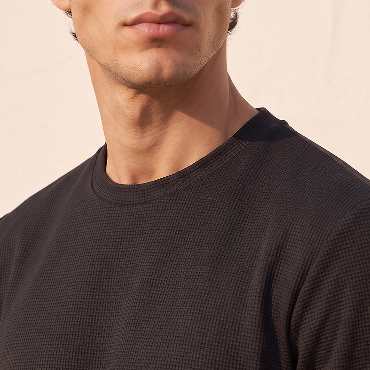 تيشيرت بارز الملمس بياقة دائرية من بانجولين لوف-men-clothing-tshirtsandpolos-tshirts-image-5