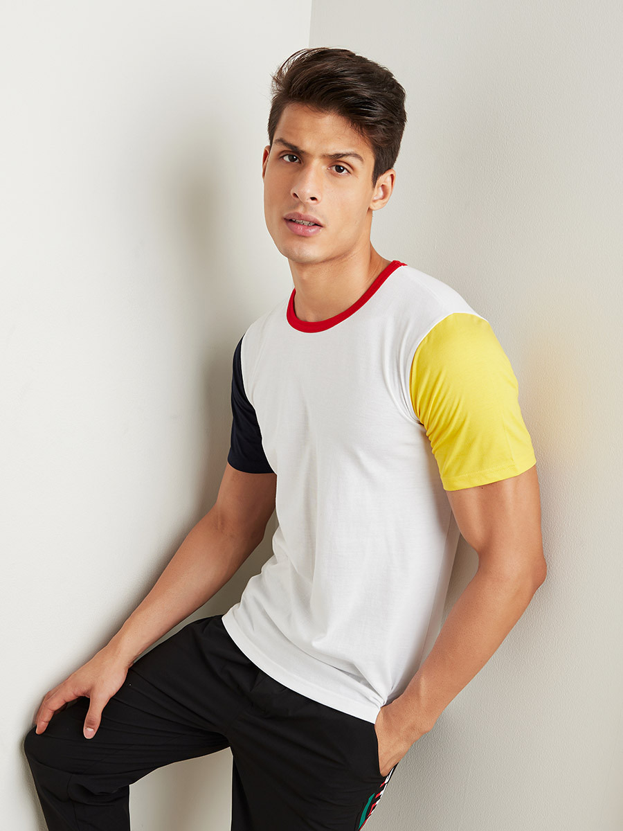تيشيرت مطبوع بقصة واسعة-men-clothing-tshirtsandpolos-tshirts-image-1