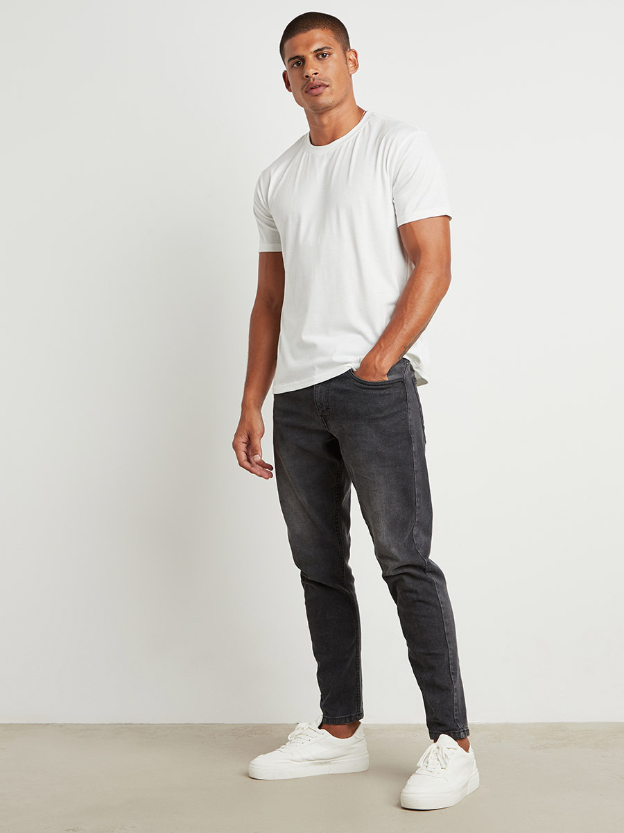 تيشيرت مطبوع بأكمام قصيرة من ستايلي-men-clothing-tshirtsandpolos-tshirts-image-2