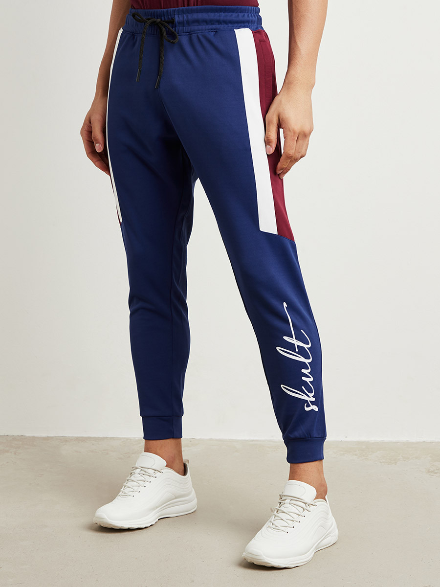 بنطلون رياضي بتفاصيل مطبوعة وقصة واسعة من ستايلي-men-clothing-bottoms-joggers-image-4