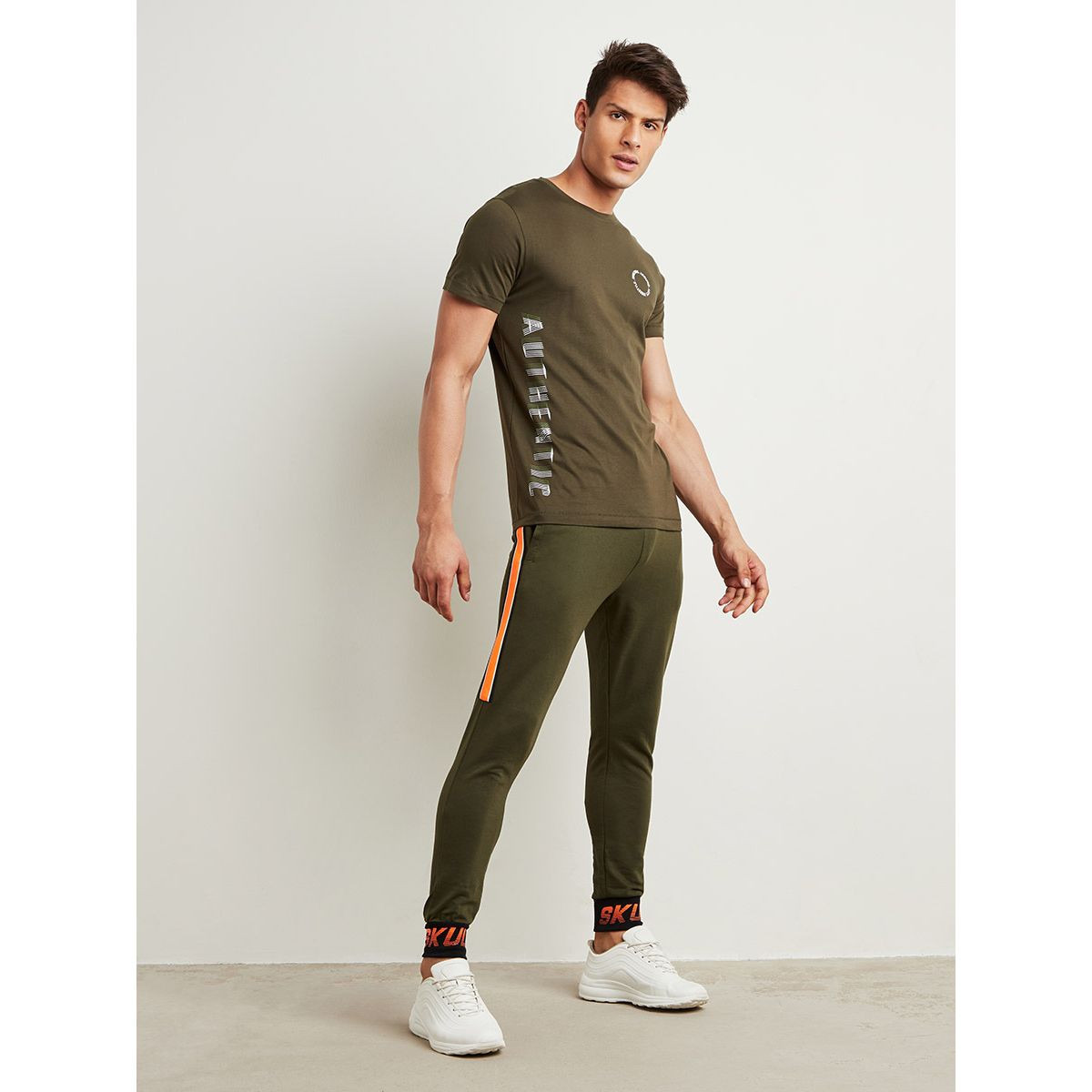 Styli Printed Cuffed Contrast Drawstring Waist Joggers-men-clothing-bottoms-joggers-image-2
