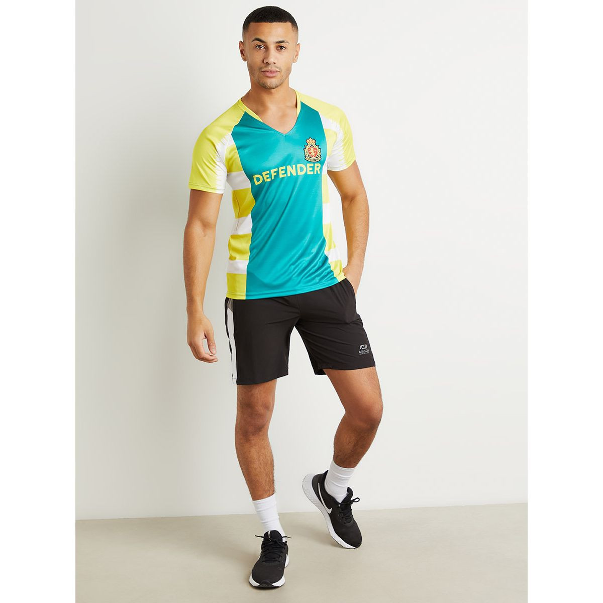 تيشيرت بنمط كتل الألوان  من ستايلي-men-clothing-sportswearandactivewear-tshirtsandpolos-image-2