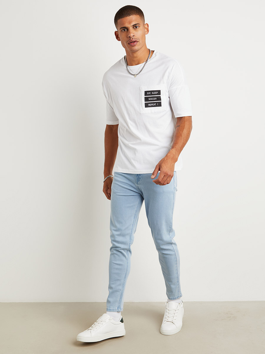 تيشيرت مطبوع بقصة واسعة-men-clothing-tshirtsandpolos-tshirts-image-2