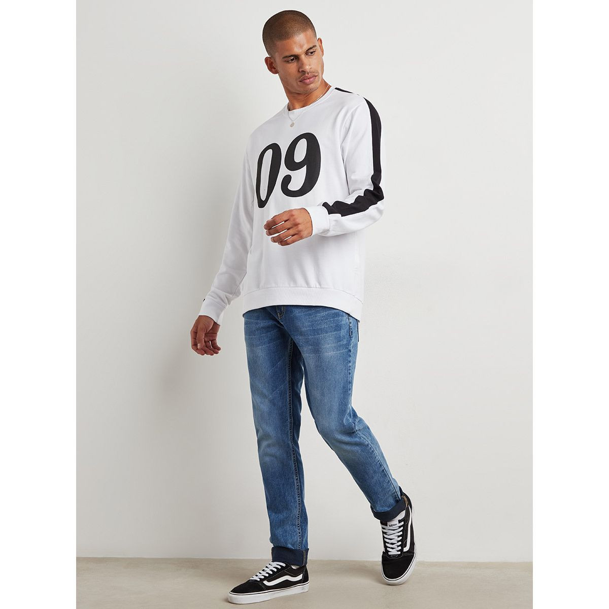 سويت شيرت مطبوع بأكمام طويلة من ستايلي-men-winterwear-hoodiesandsweatshirts-image-2