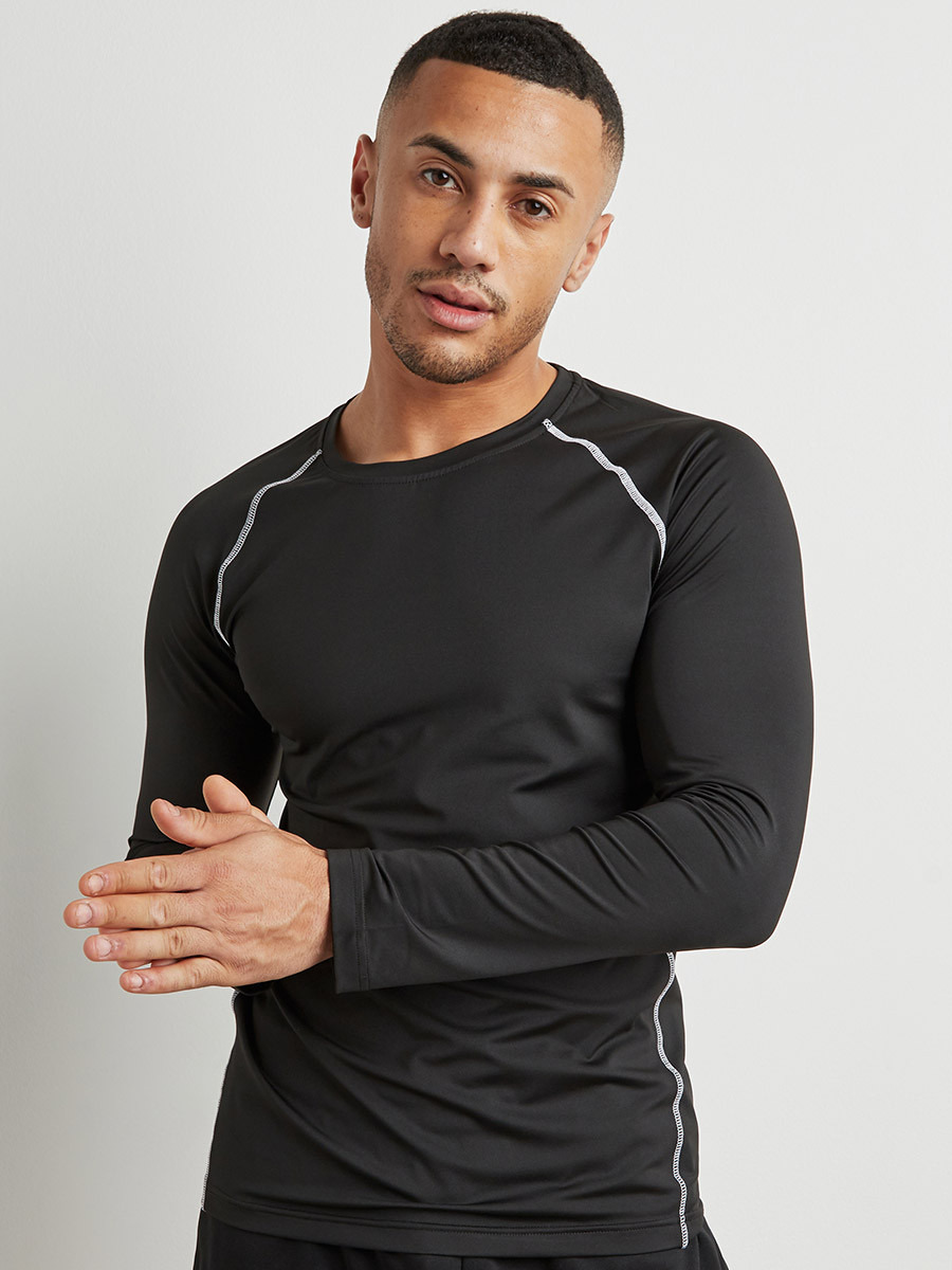 تيشيرت بقصة ضيقة وأكمام طويلة-men-clothing-tshirtsandpolos-tshirts-image-1