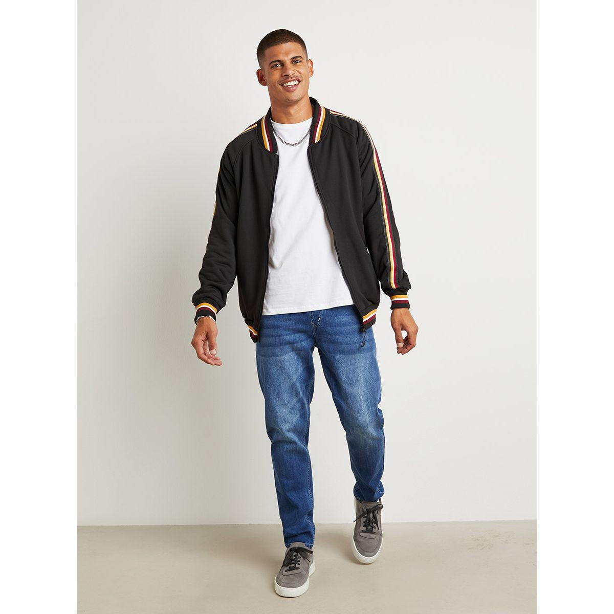 Styli Contrast Stripe Zip Up Jacket-men-clothing-jacketsandblazers-jackets-image-2