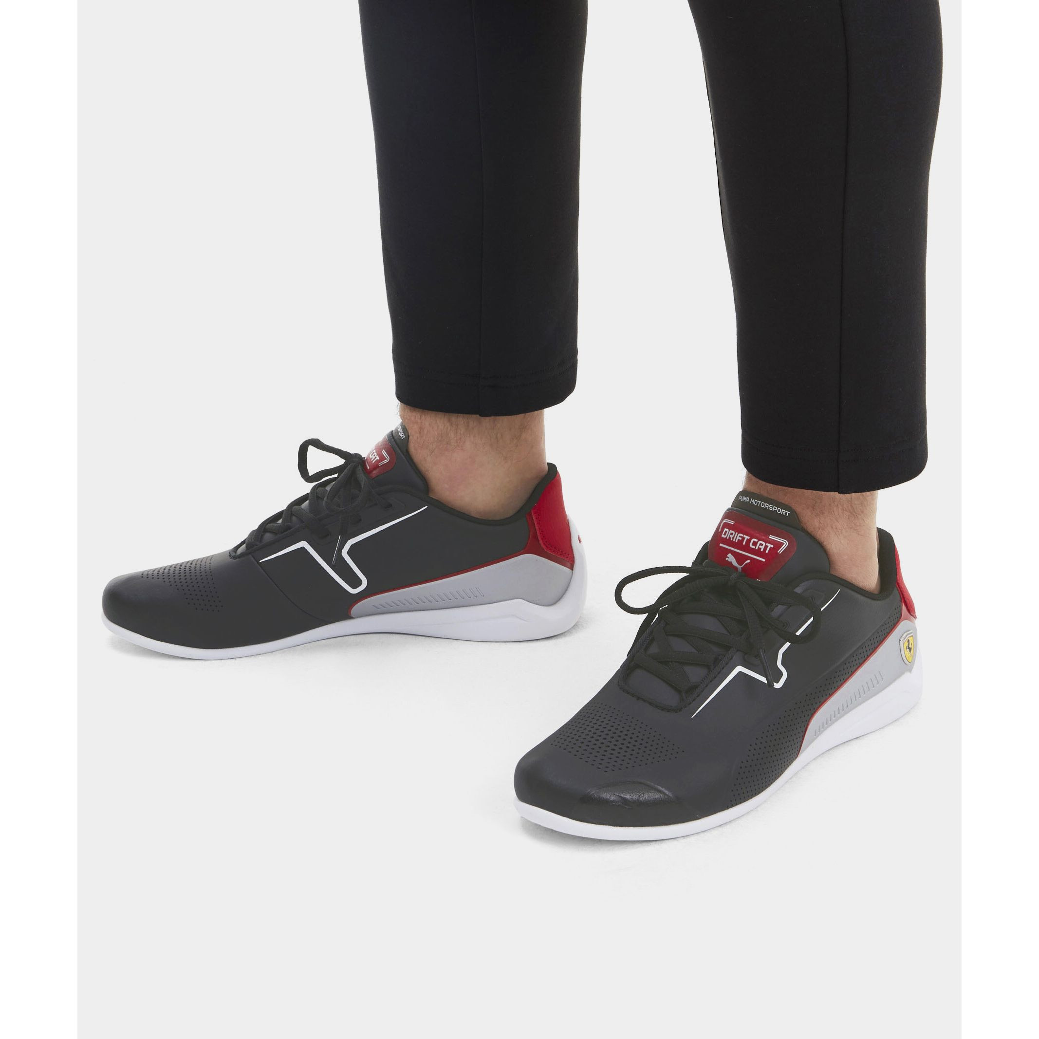 Puma Scuderia Ferrari Drift Cat 8 Trainers-sports-men-shoes-image-2