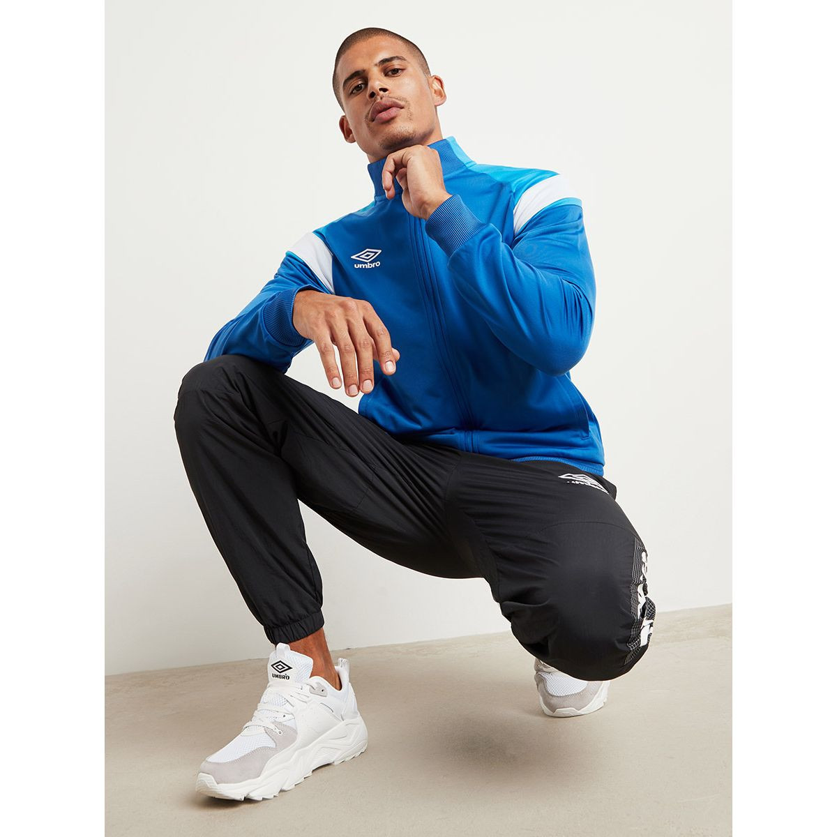 جاكيت بسحّاب وأكمام طويلة-men-clothing-jacketsandblazers-jackets-image-4