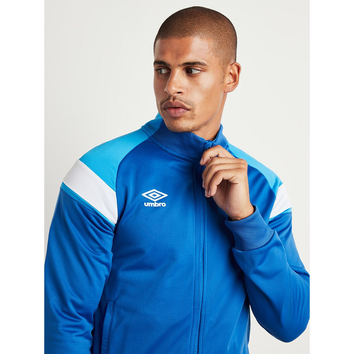 Umbro Full Zip Through Contrast Panel Jacket with Long Sleeves-men-clothing-jacketsandblazers-jackets-image-6