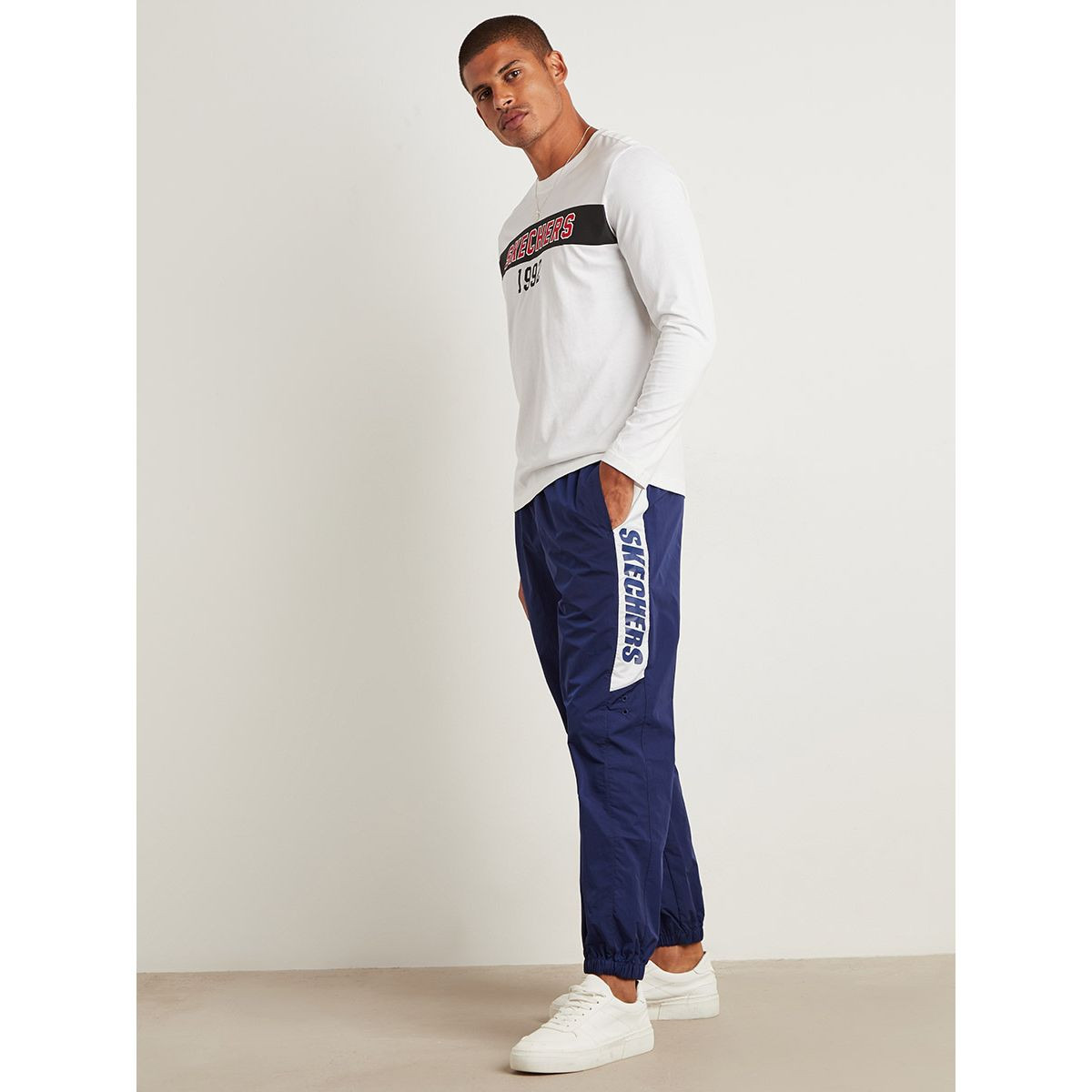 Skechers Printed Cuffed Jogger with Side Pocket-men-clothing-sportswearandactivewear-bottoms-image-2