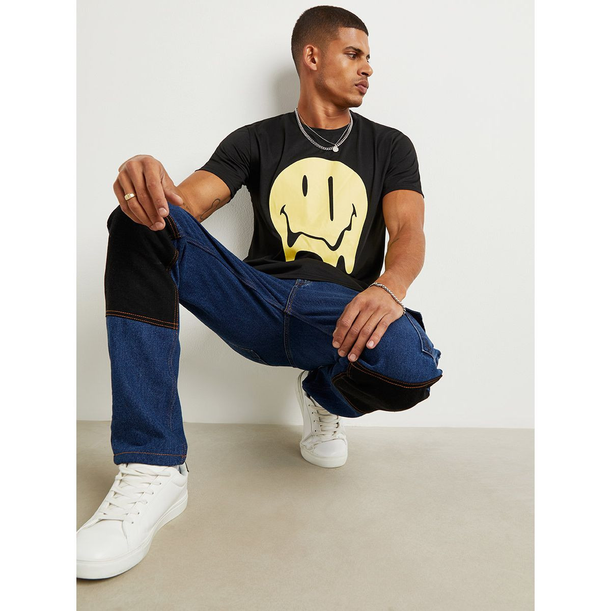 Styli Contrast Detail Regular Fit Utility Jeans-men-clothing-bottoms-jeans-image-6