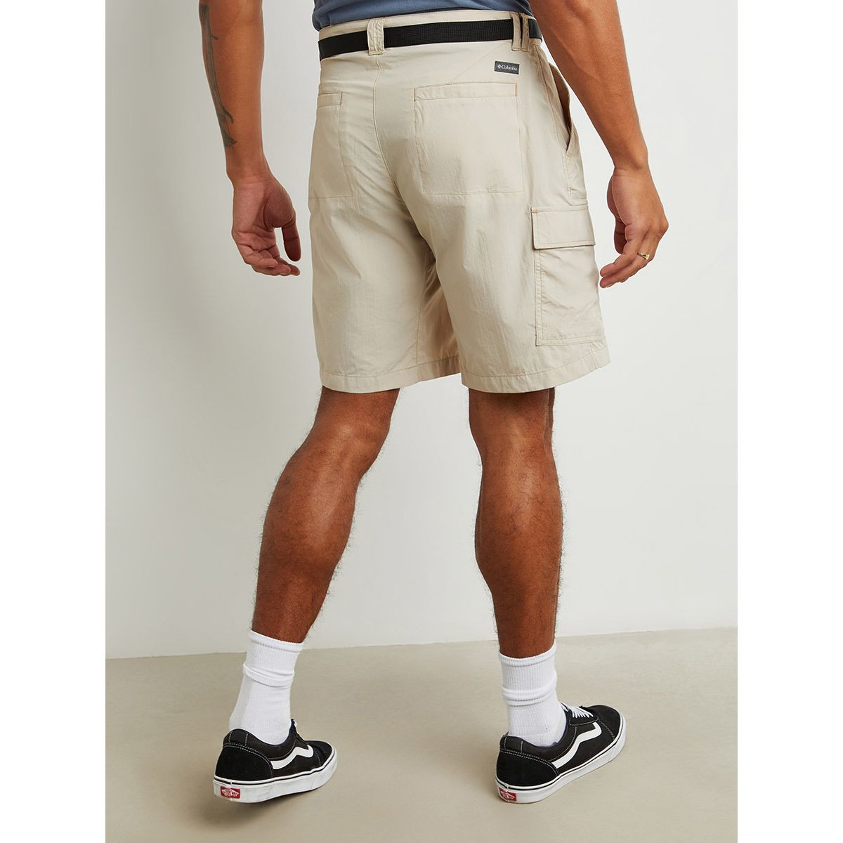 شورت بجيوب وحزام خصر من ستايلي-men-clothing-bottoms-shorts-image-4