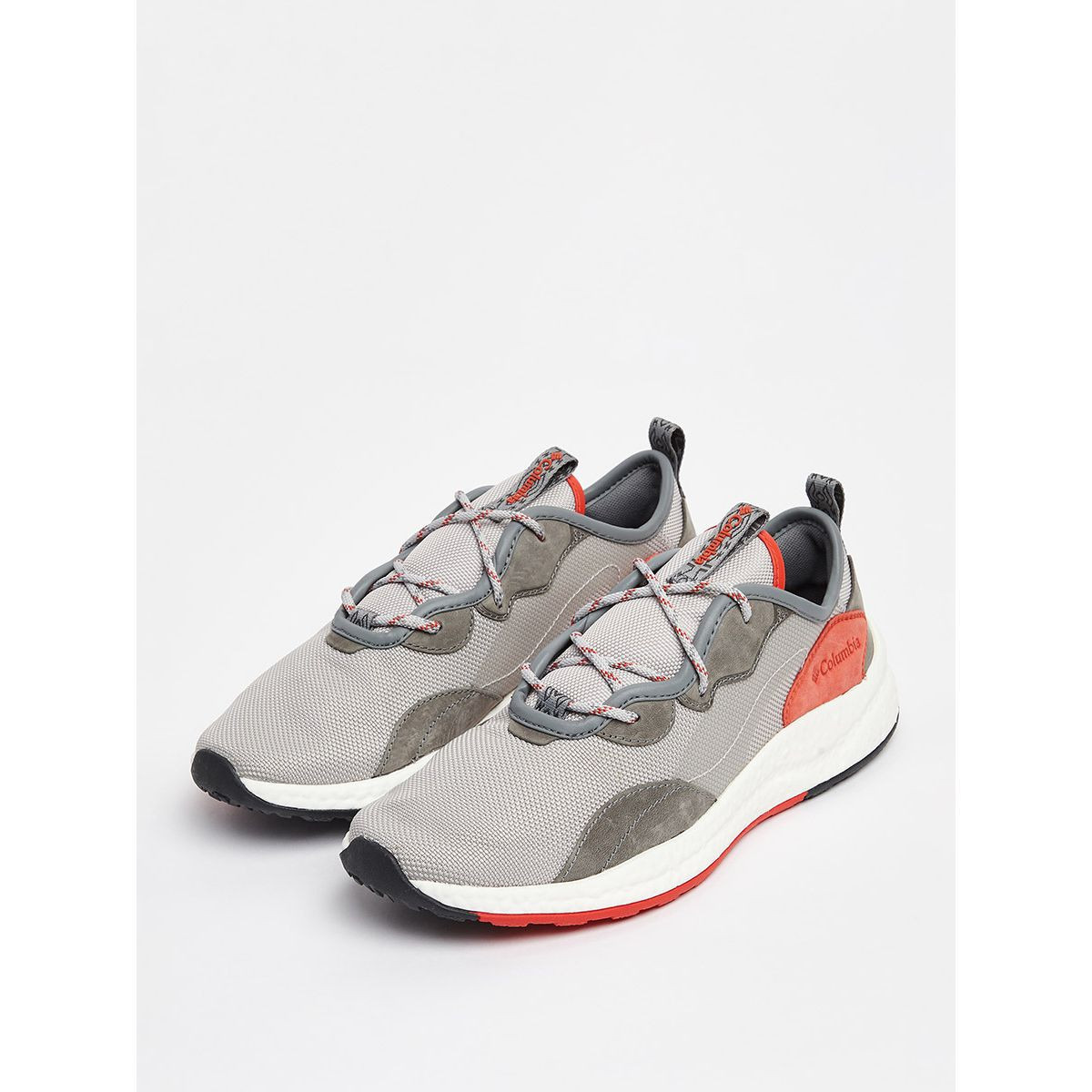 حذاء رياضي بتصميم شبكي من كولومبيا-men-shoes-sneakers-image-2