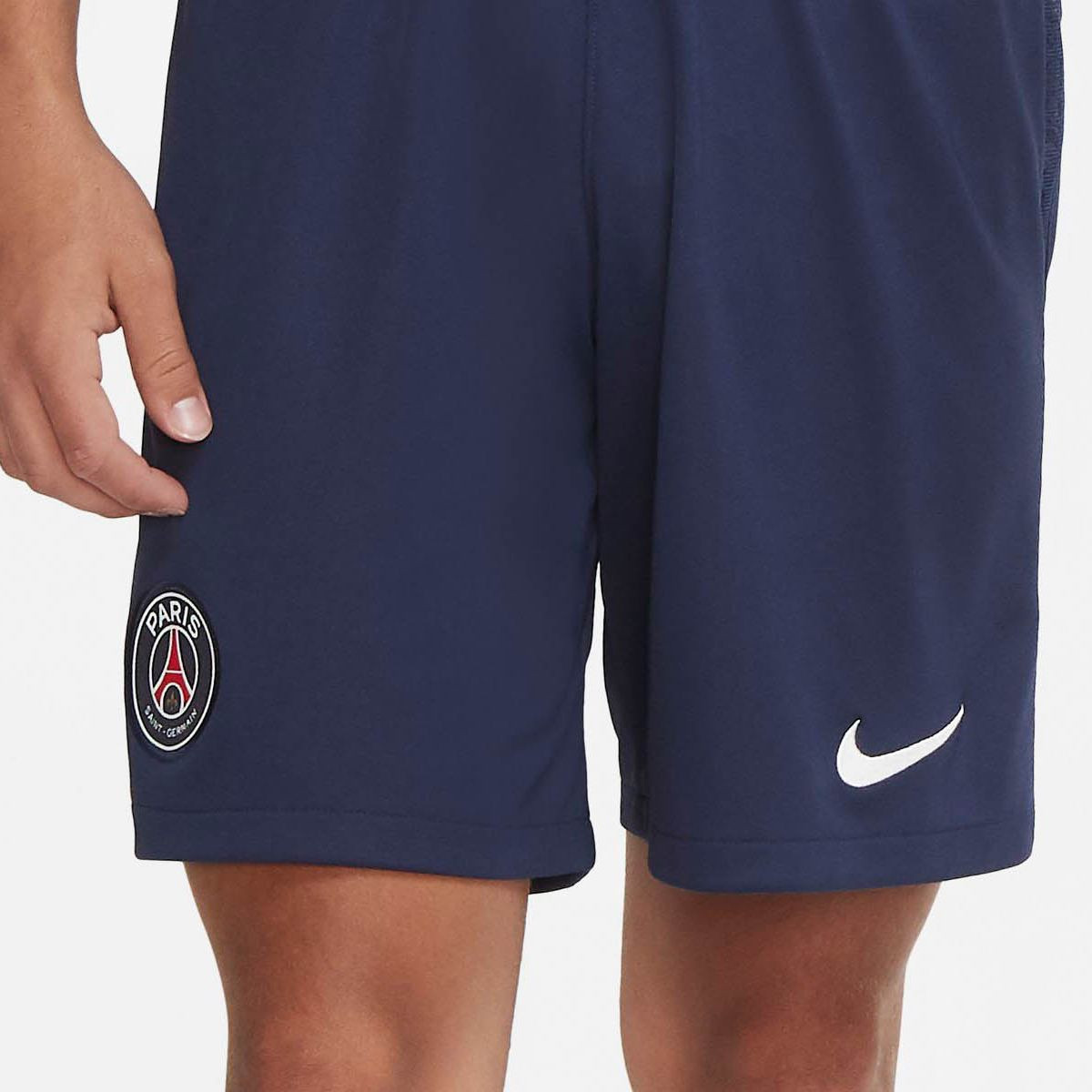 شورت نايكي بخصر مطاطي من نايكي-men-clothing-sportswearandactivewear-bottoms-image-1