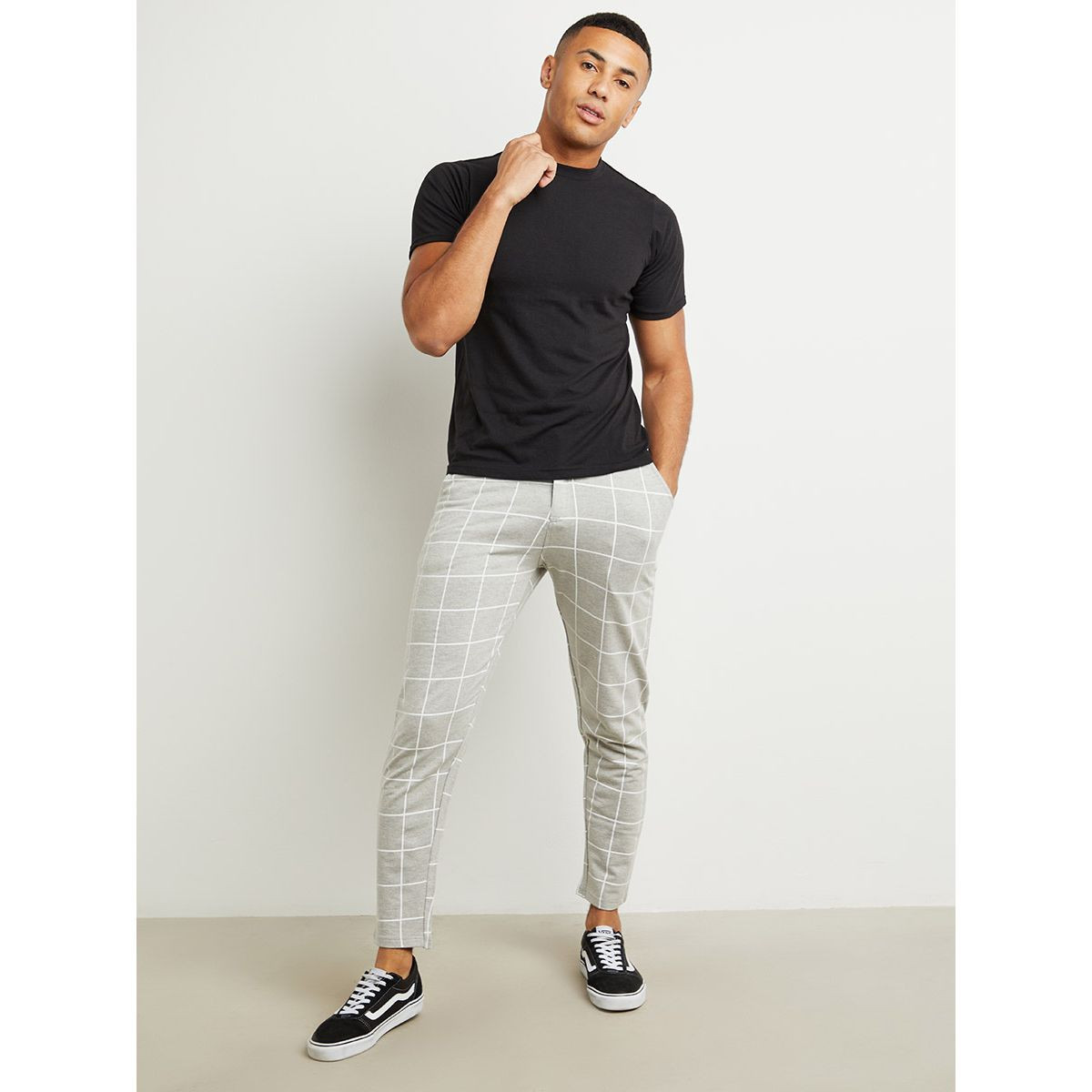 Styli Grid Check Slim Fit Knitted Trouser-men-clothing-bottoms-trousersandchinos-trousers-image-2