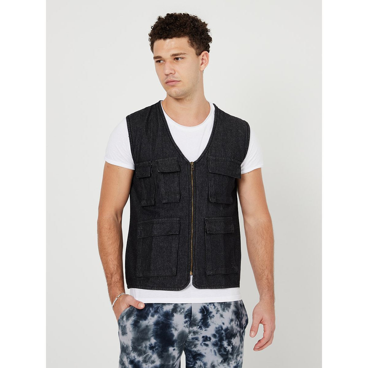جاكيت بسحَاب غلق من ستايلي-men-clothing-jacketsandblazers-jackets-image-1