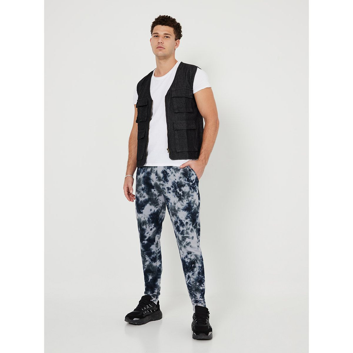 جاكيت بسحَاب غلق من ستايلي-men-clothing-jacketsandblazers-jackets-image-3