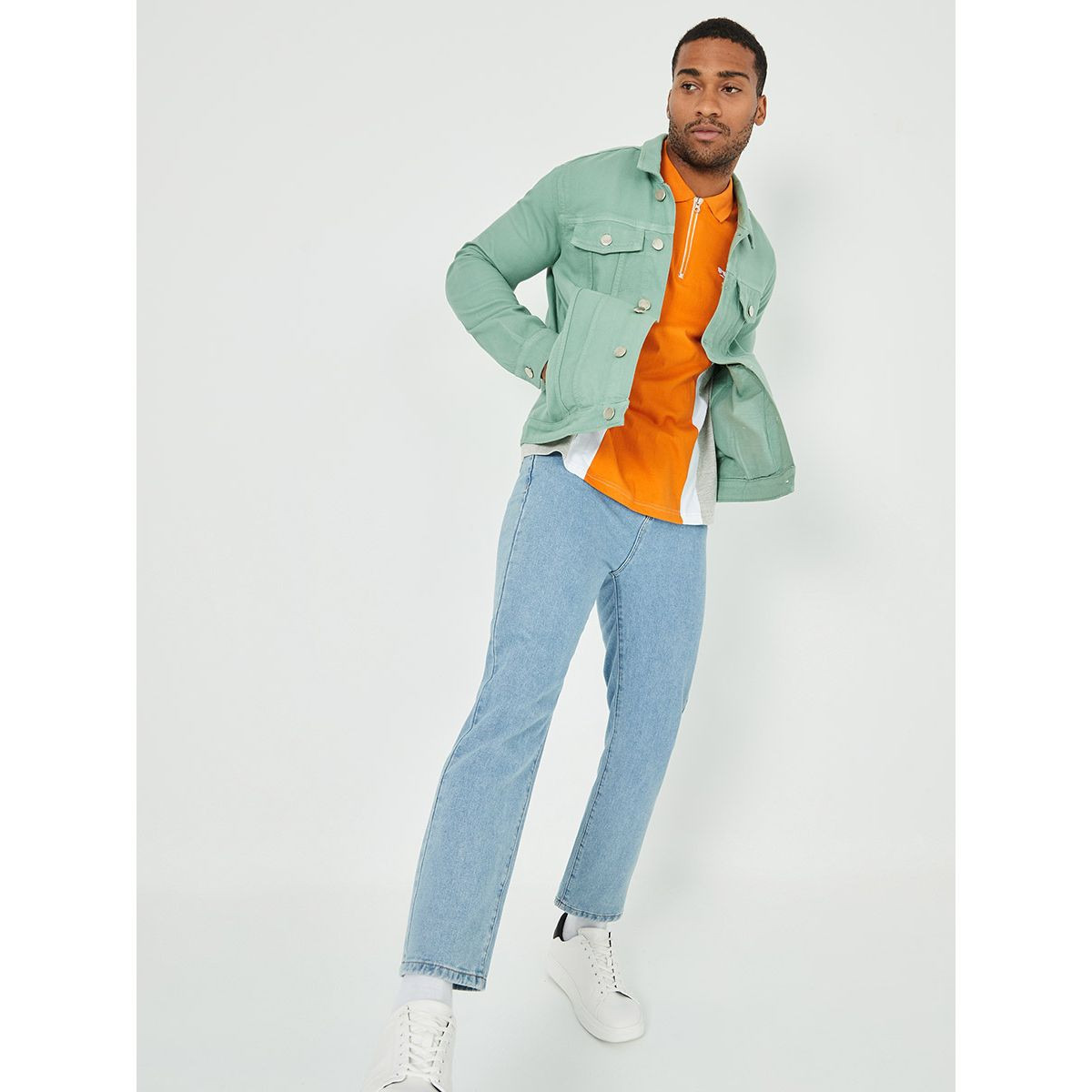 جاكيت دينيم مزين بجيوب من ستايلي-men-clothing-jacketsandblazers-jackets-image-2