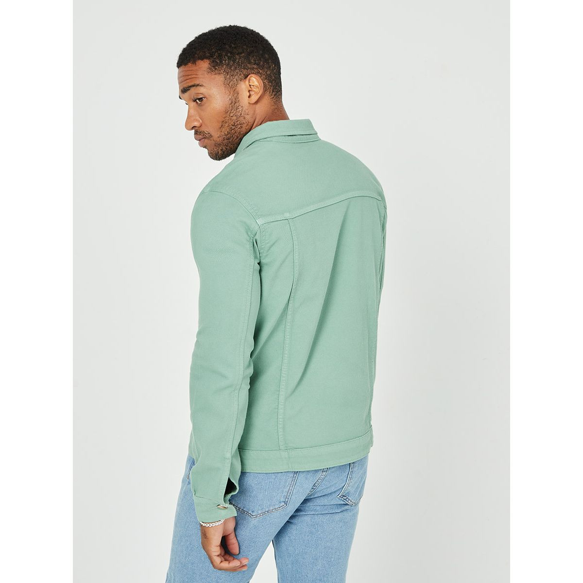 جاكيت دينيم مزين بجيوب من ستايلي-men-clothing-jacketsandblazers-jackets-image-5