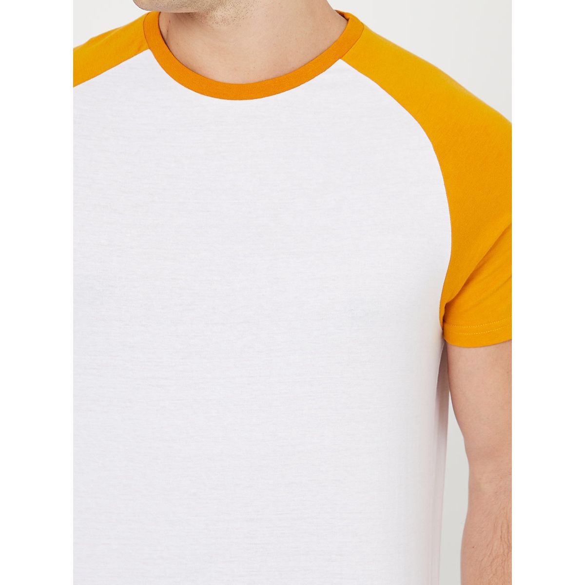 Styli Colorblock Raglan Sleeves Crew Neck Slim Fit T-shirt-men-clothing-tshirtsandpolos-tshirts-image-3
