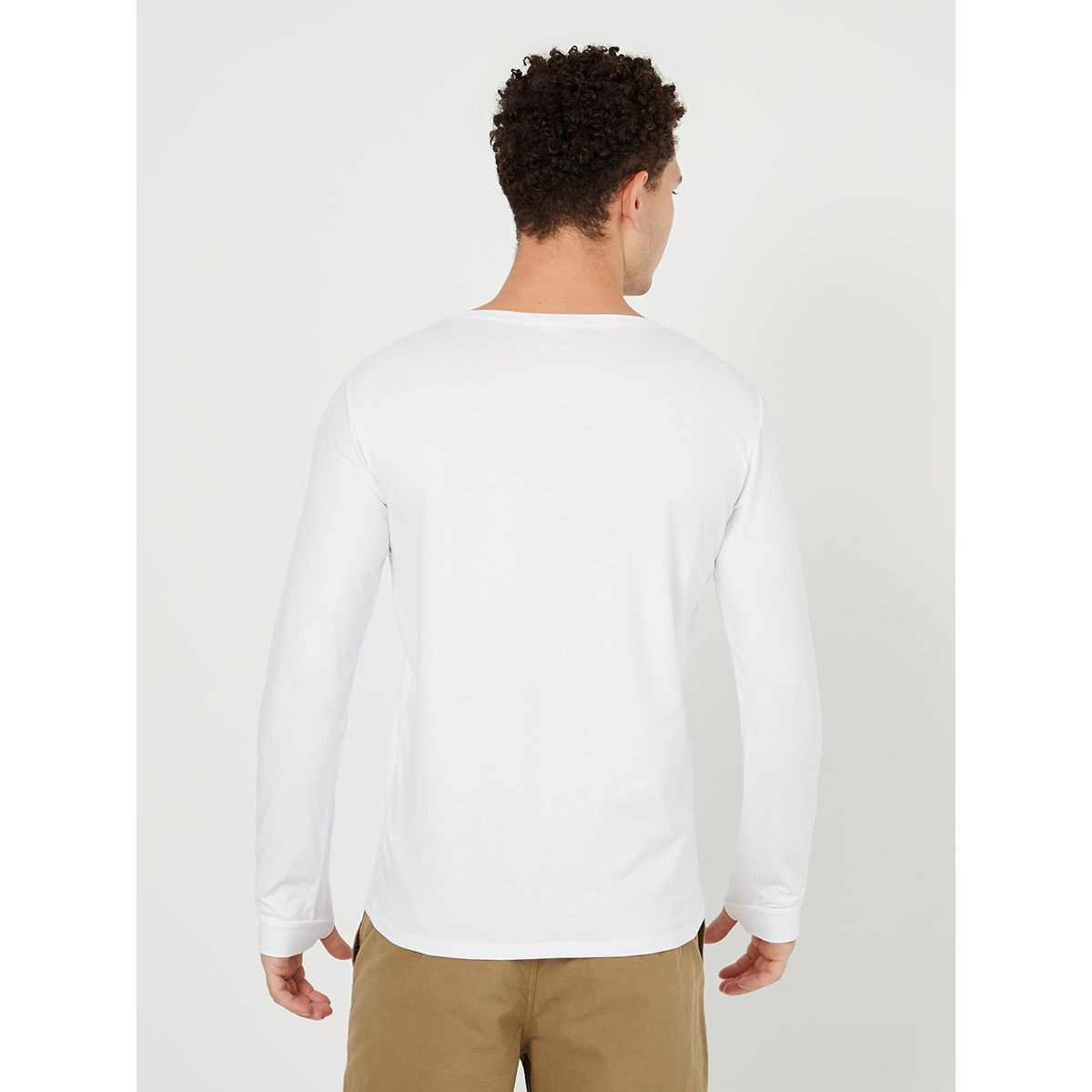 Styli Thumbhook T-Shirt With Stretch-men-clothing-tshirtsandpolos-tshirts-image-4
