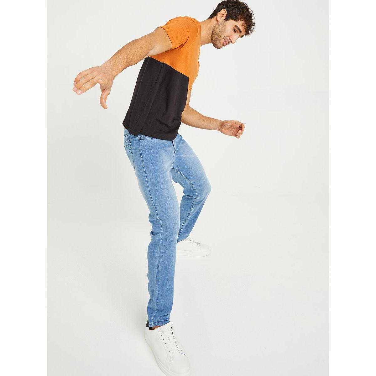 Styli Washed Slim Fit Jeans-men-clothing-bottoms-jeans-image-2