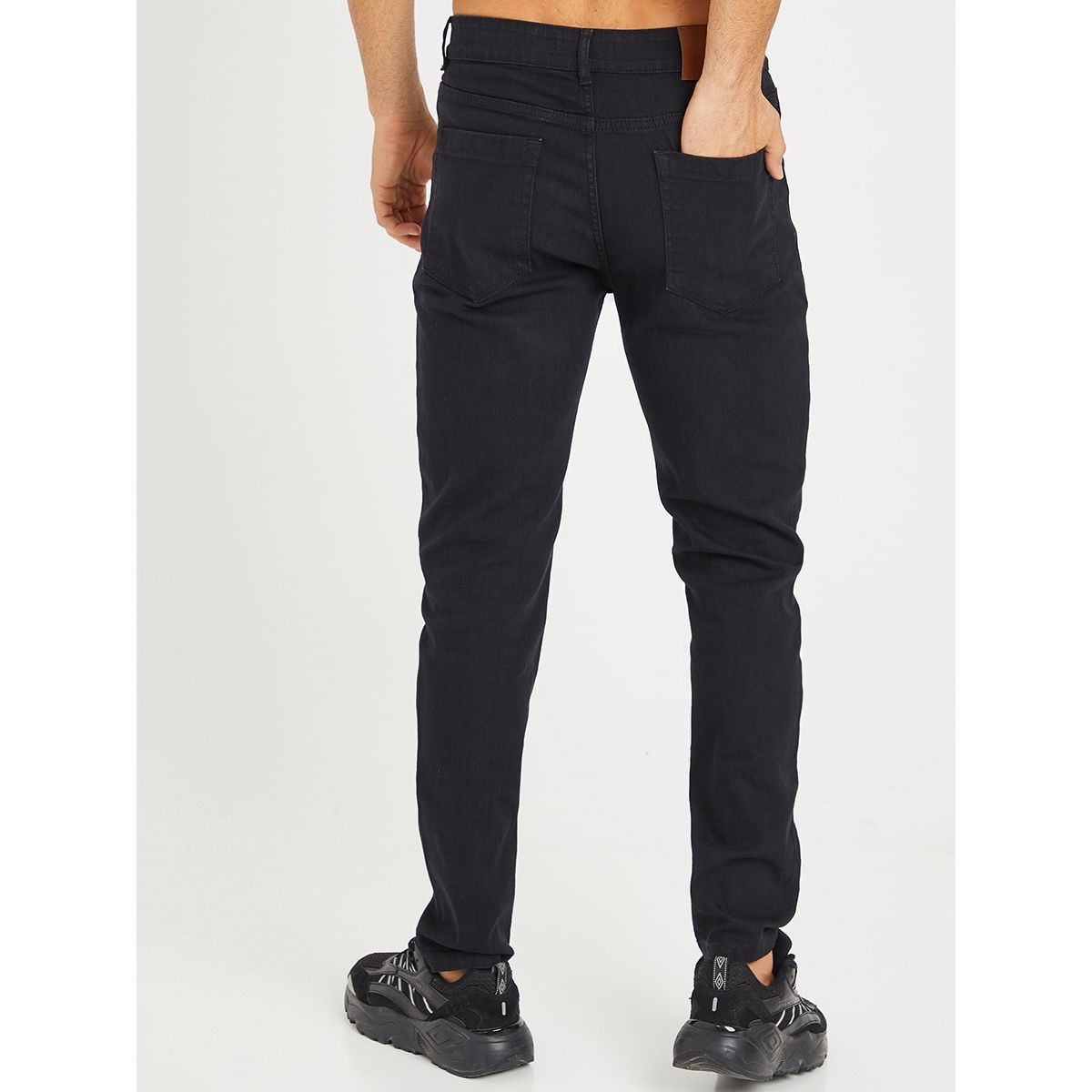 Styli Basic Skinny Fit Jeans-men-clothing-bottoms-jeans-image-4