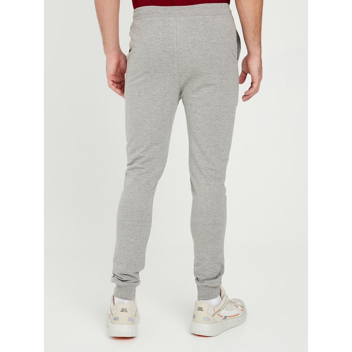 جوغر بقصة سكيني وأربطة خصر من ستايلي-men-clothing-bottoms-joggers-image-4