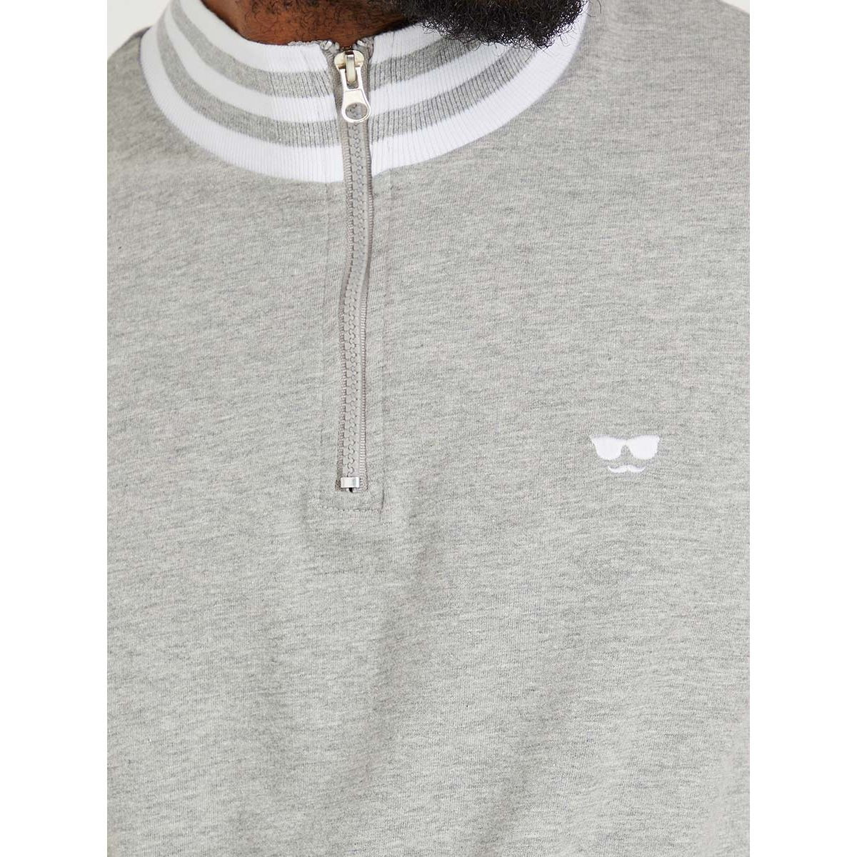 Styli Short Sleeves Half Zip Closure Sweatshirt-men-winterwear-hoodiesandsweatshirts-image-3