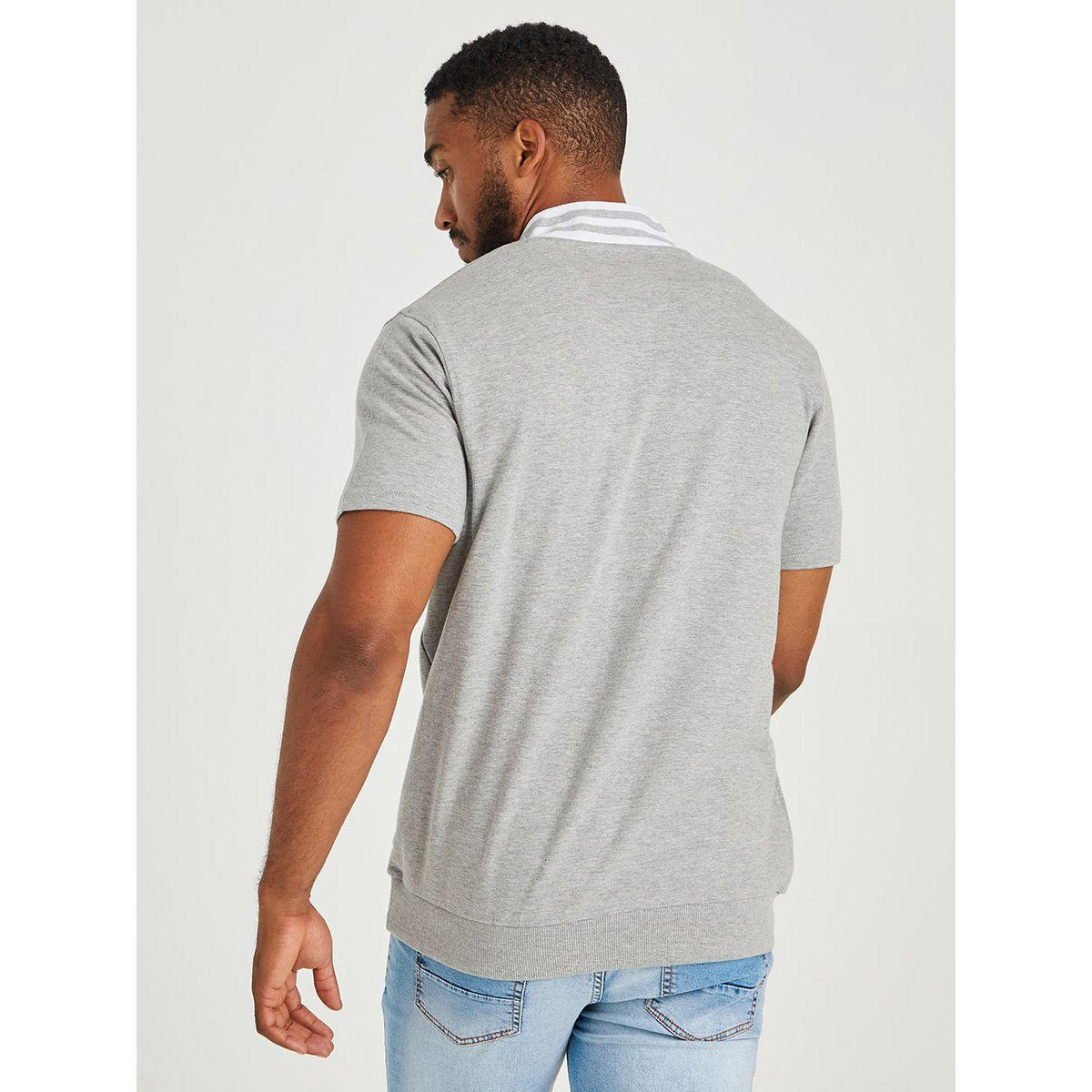 Styli Short Sleeves Half Zip Closure Sweatshirt-men-winterwear-hoodiesandsweatshirts-image-4