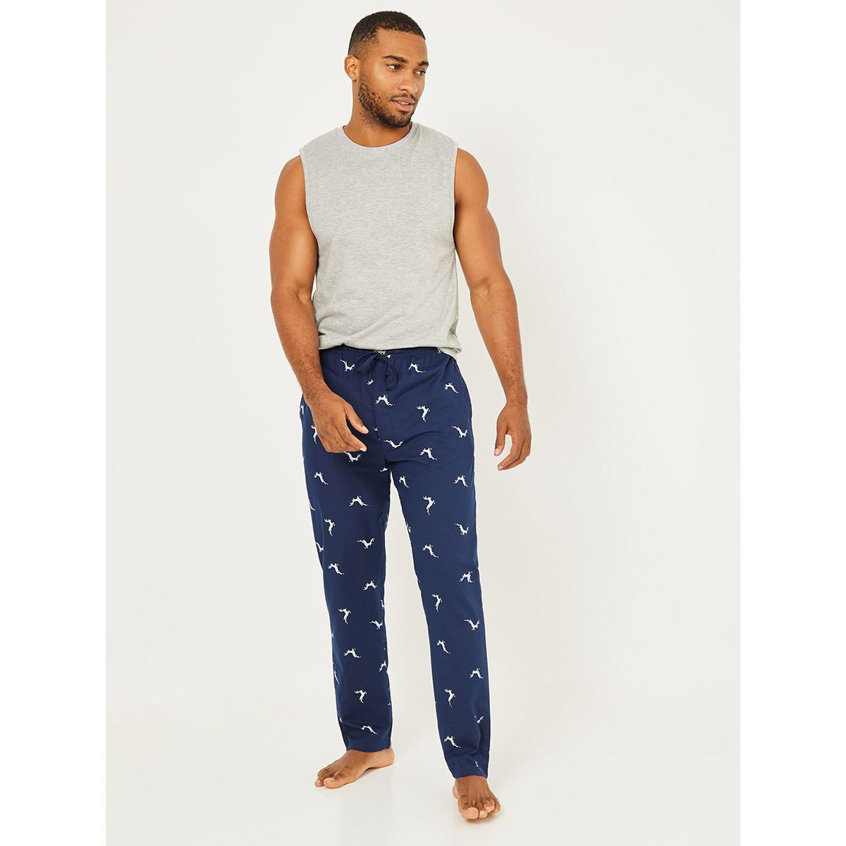بنطال بيجاما مزين بجيوب جانبية من ستايلي-men-clothing-nightwear-pyjamaandshorts-image-2