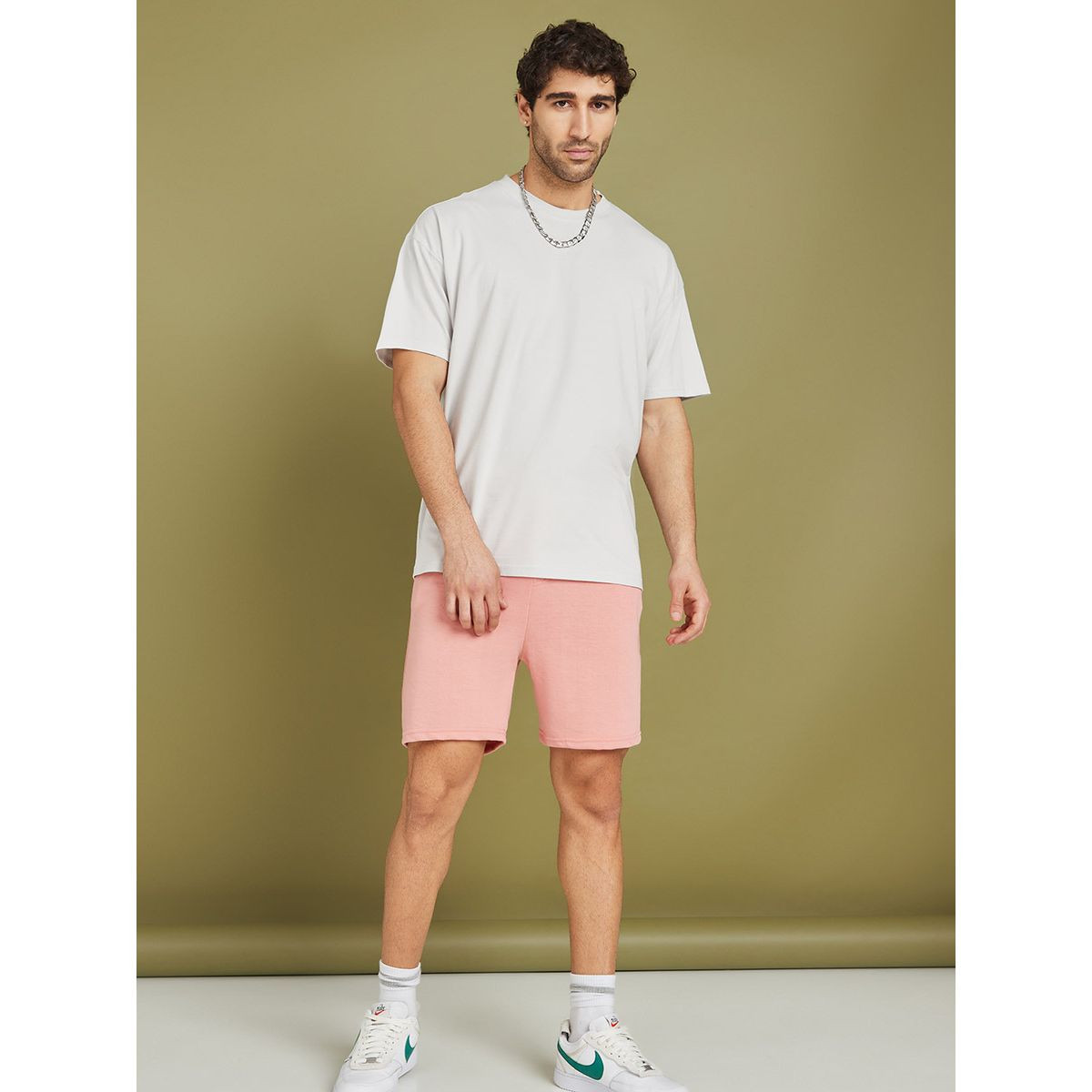 شورت سادة بقصة عادية من ريد تايب-men-clothing-bottoms-shorts-image-3