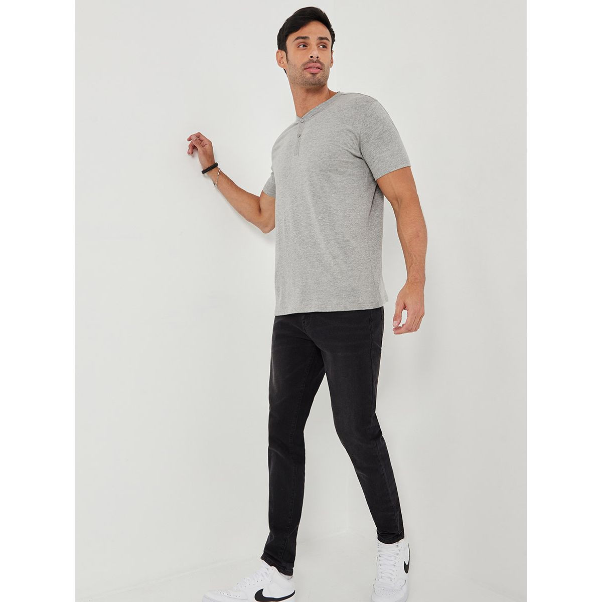 Styli Solid Knit Henley Neck T-shirt-men-clothing-tshirtsandpolos-tshirts-image-2