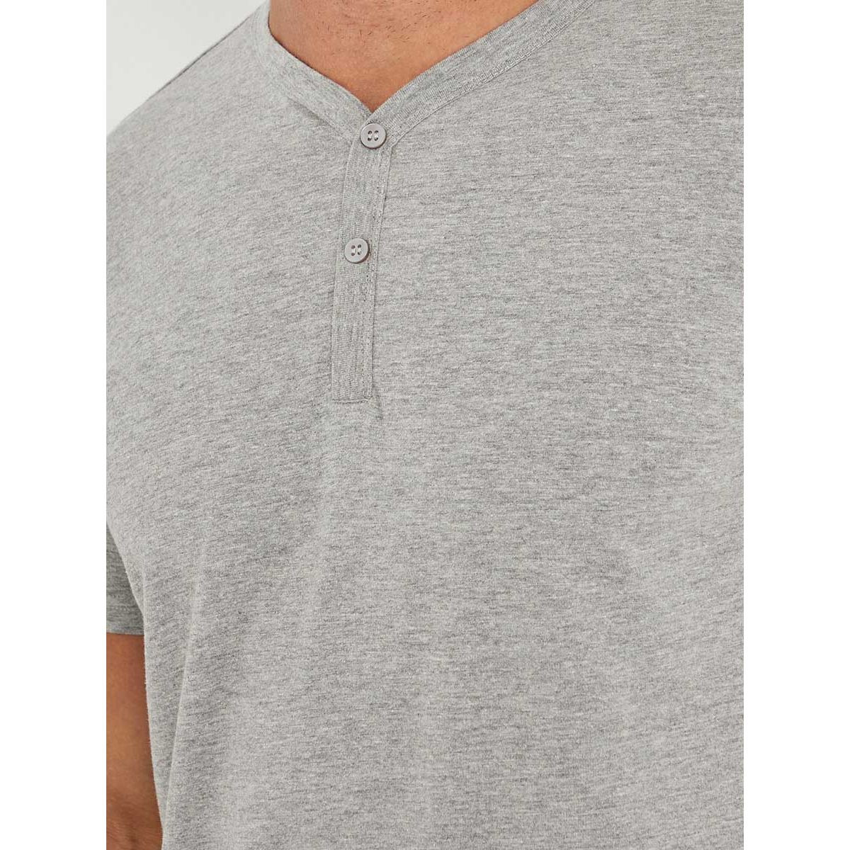 تيشيرت سادة باكمام قصيرة من ستايلي-men-clothing-tshirtsandpolos-tshirts-image-2