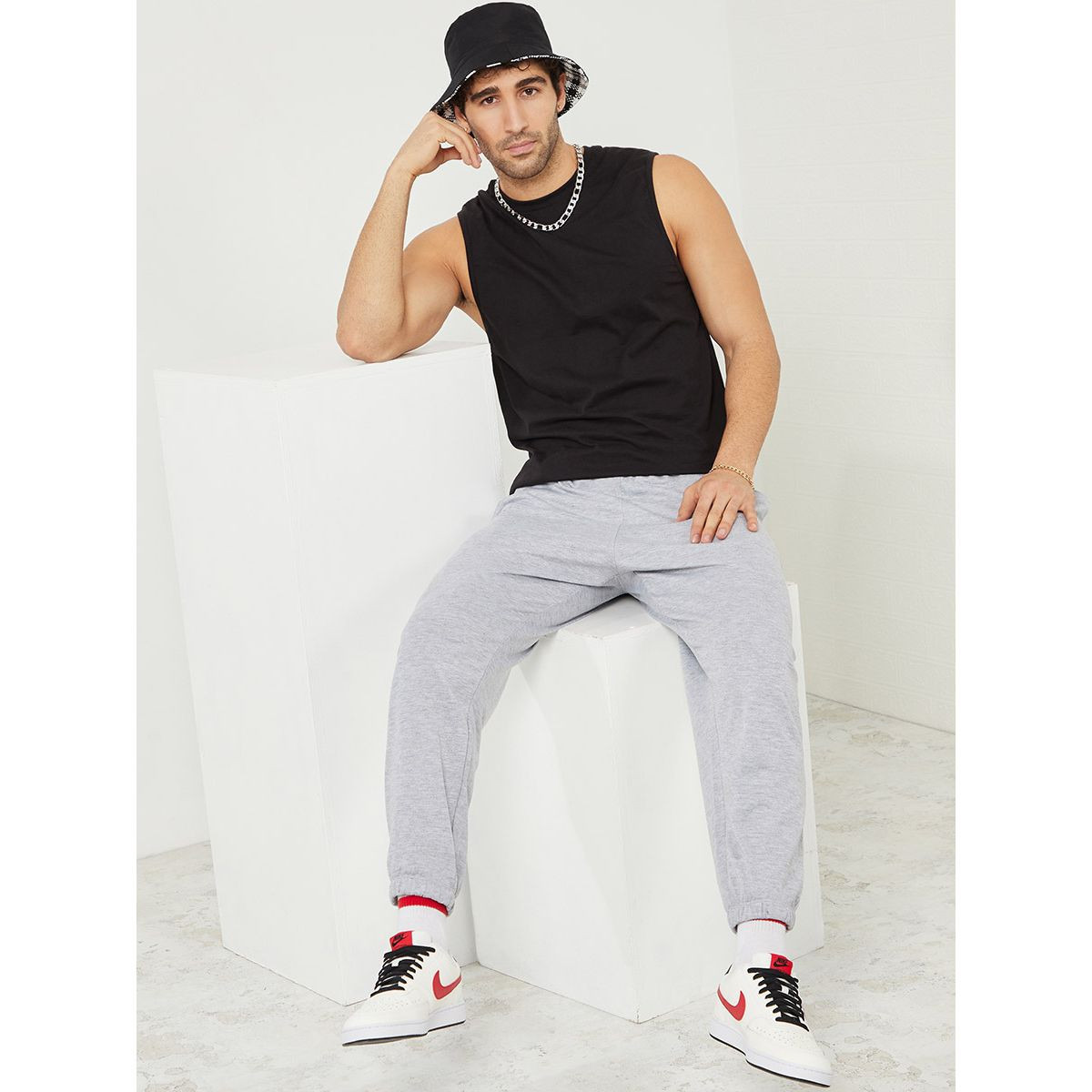 Styli Solid Oversized Fit Striped Cuff Joggers-men-clothing-bottoms-joggers-image-2