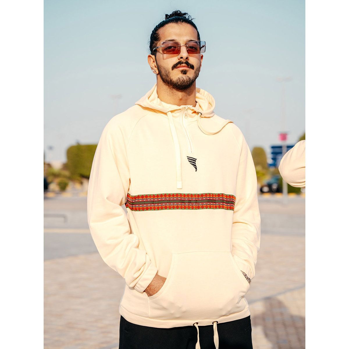 هودي بجيوب كانغارو من ستايلي-men-winterwear-hoodiesandsweatshirts-image-1