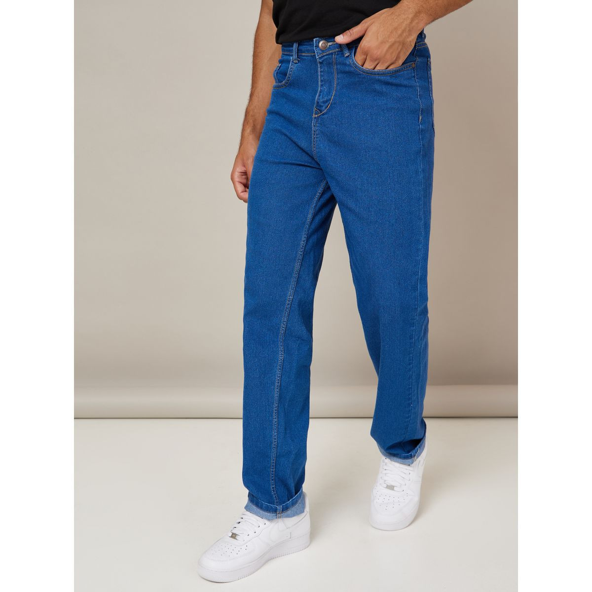 جينز سادة بقصة مريحة-men-clothing-jeans-image-2