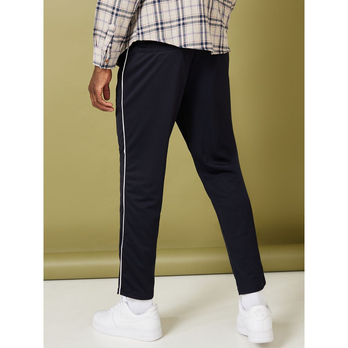 بنطال محبوك بحزوز جانبية-men-clothing-bottoms-trousersandchinos-trousers-image-4