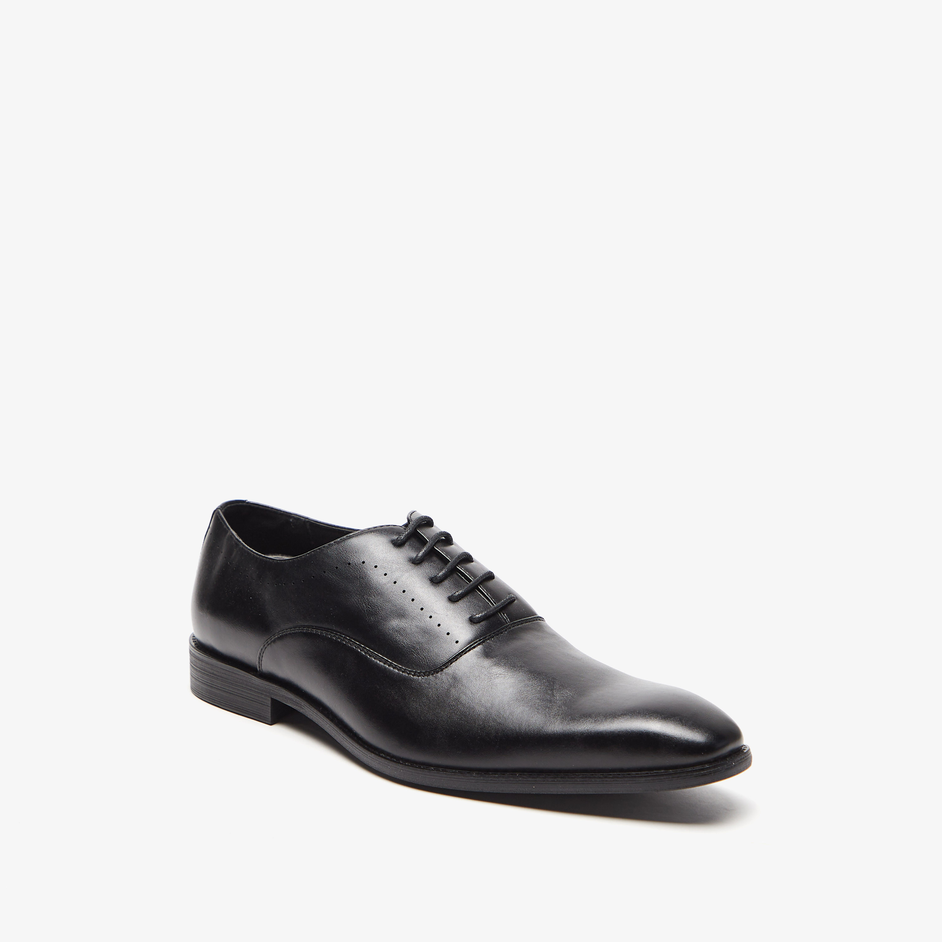 Oxford lace up hot sale shoes