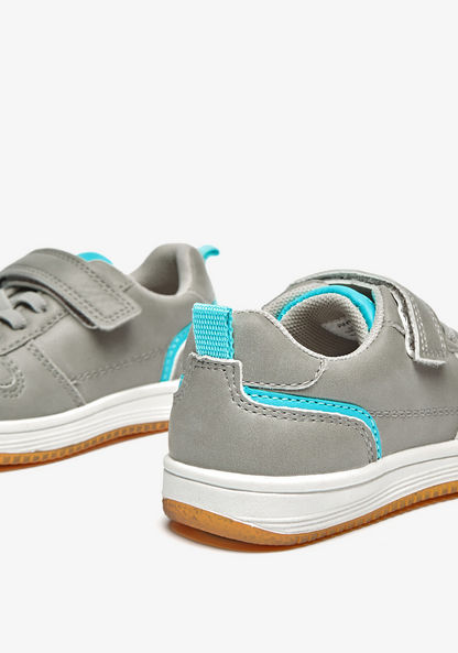 Juniors Textured Sneakers with Hook and Loop Closure and Contrast Detail-Boy%27s Sneakers-image-2