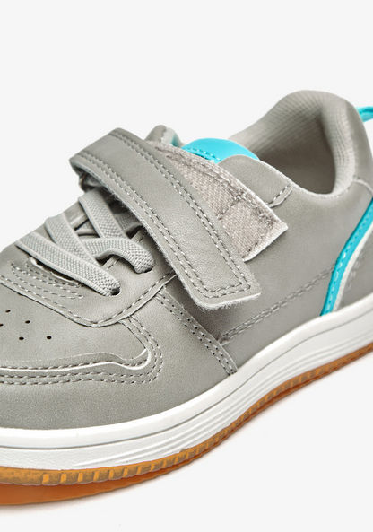 Juniors Textured Sneakers with Hook and Loop Closure and Contrast Detail-Boy%27s Sneakers-image-3